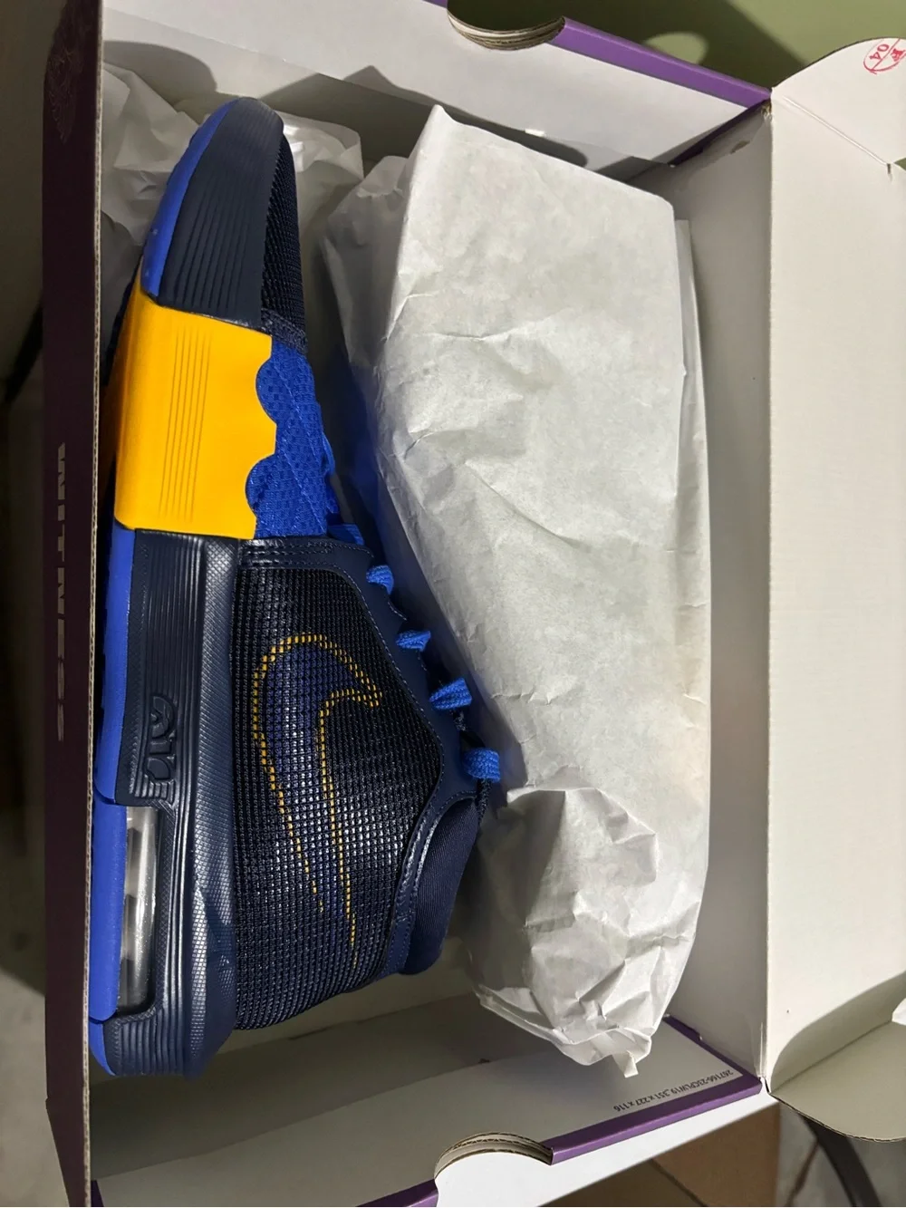 LeBron Witness VIII Men's Basketball Sneakers - Navy Blue & Gold - Picture 3 of 4